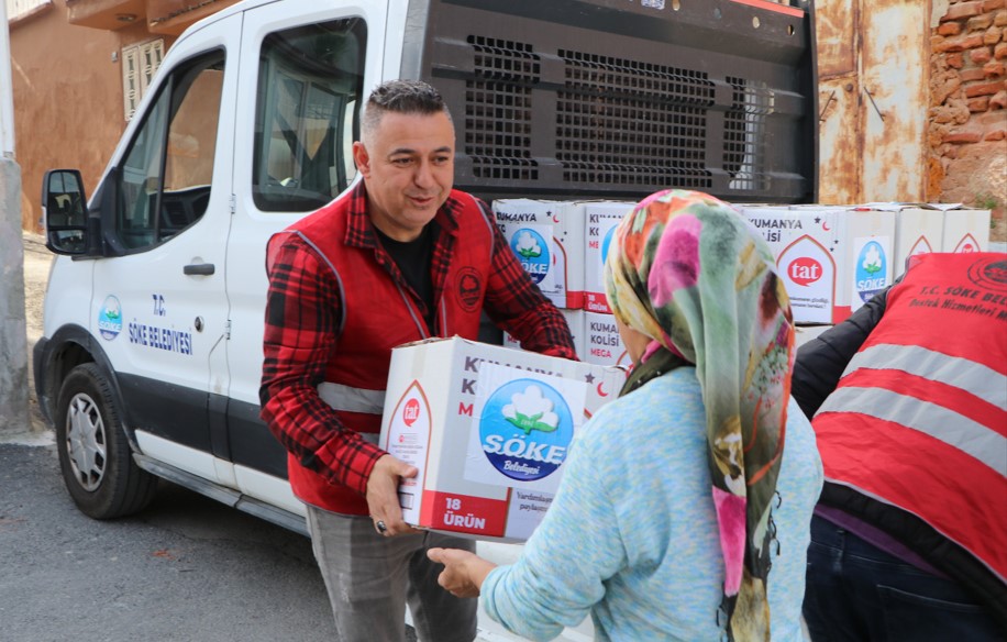 Söke Belediyesi’nden Ramazan Ayında Erzak Desteği